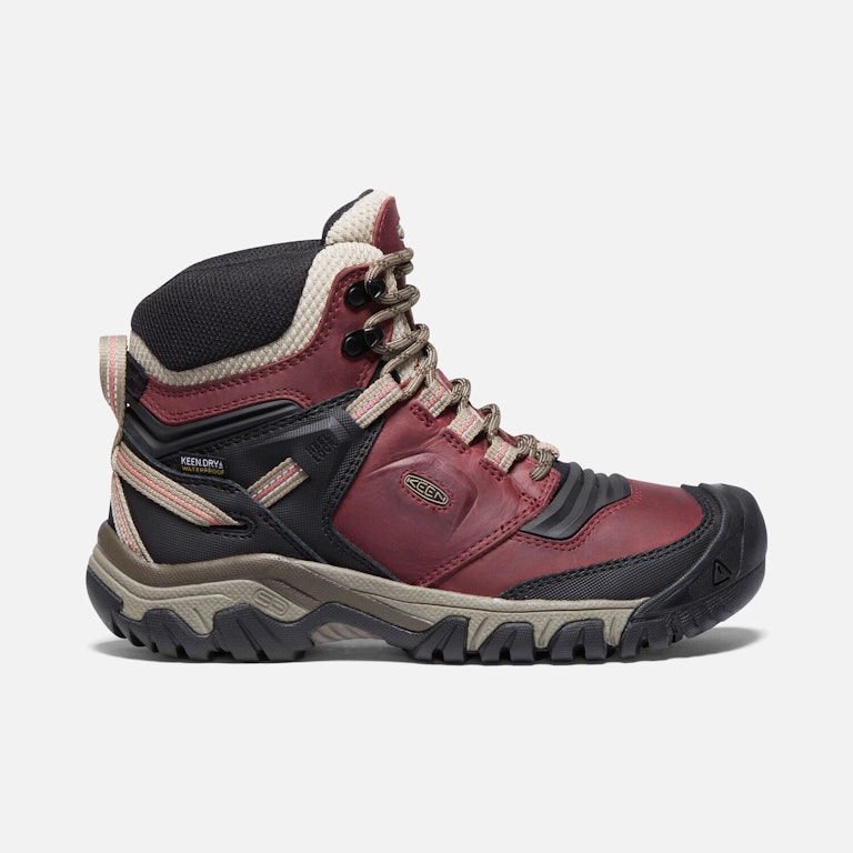 Best 3Season Walking Boots Tried and Tested